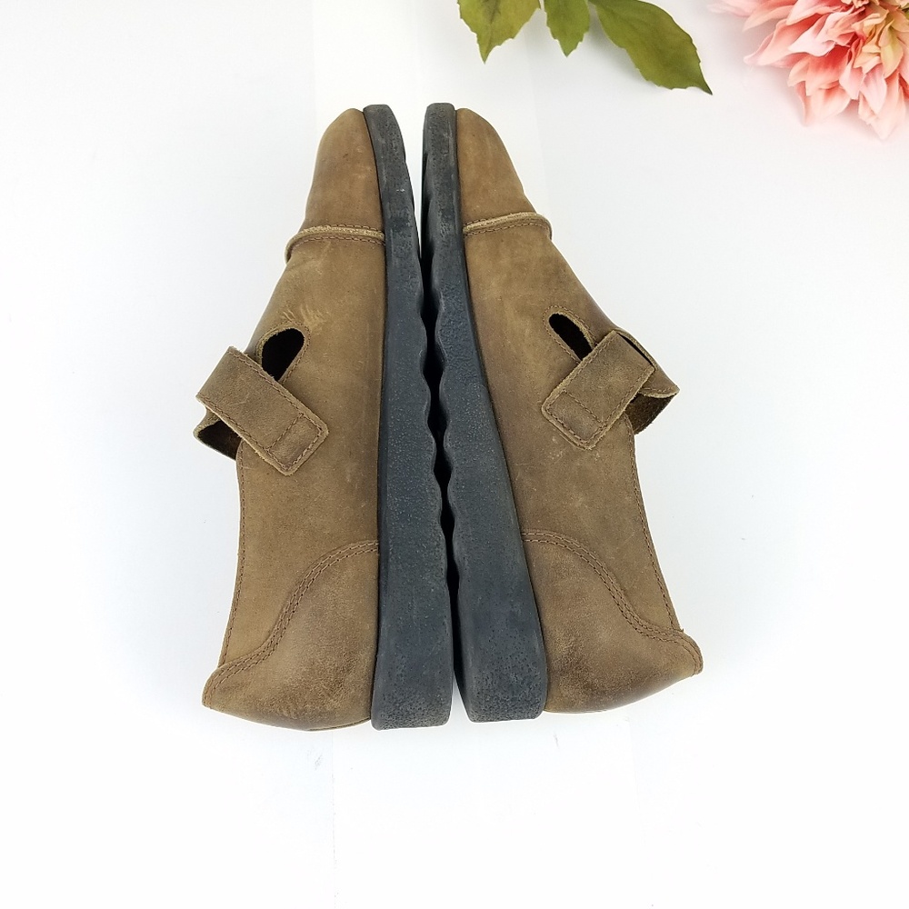 Azaleia Brown round toe Mary Jane style - Picture 5 of 7